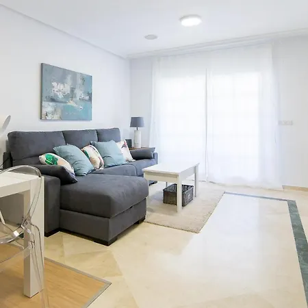 Apartment Oleholidays Gala Junto A Puente Romano Marbella